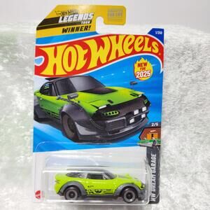 Hot Wheels Mazda MX-5 Miata 1/250 HW Dream Garage #2/5 Green